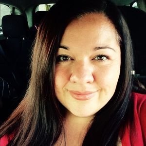 Meet your Posher, Alicia
